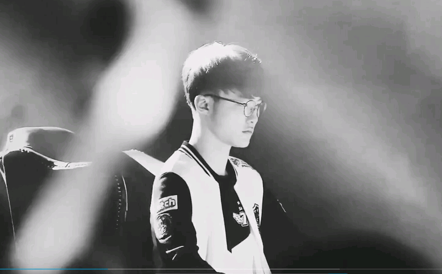 对手明显保 对手明显保